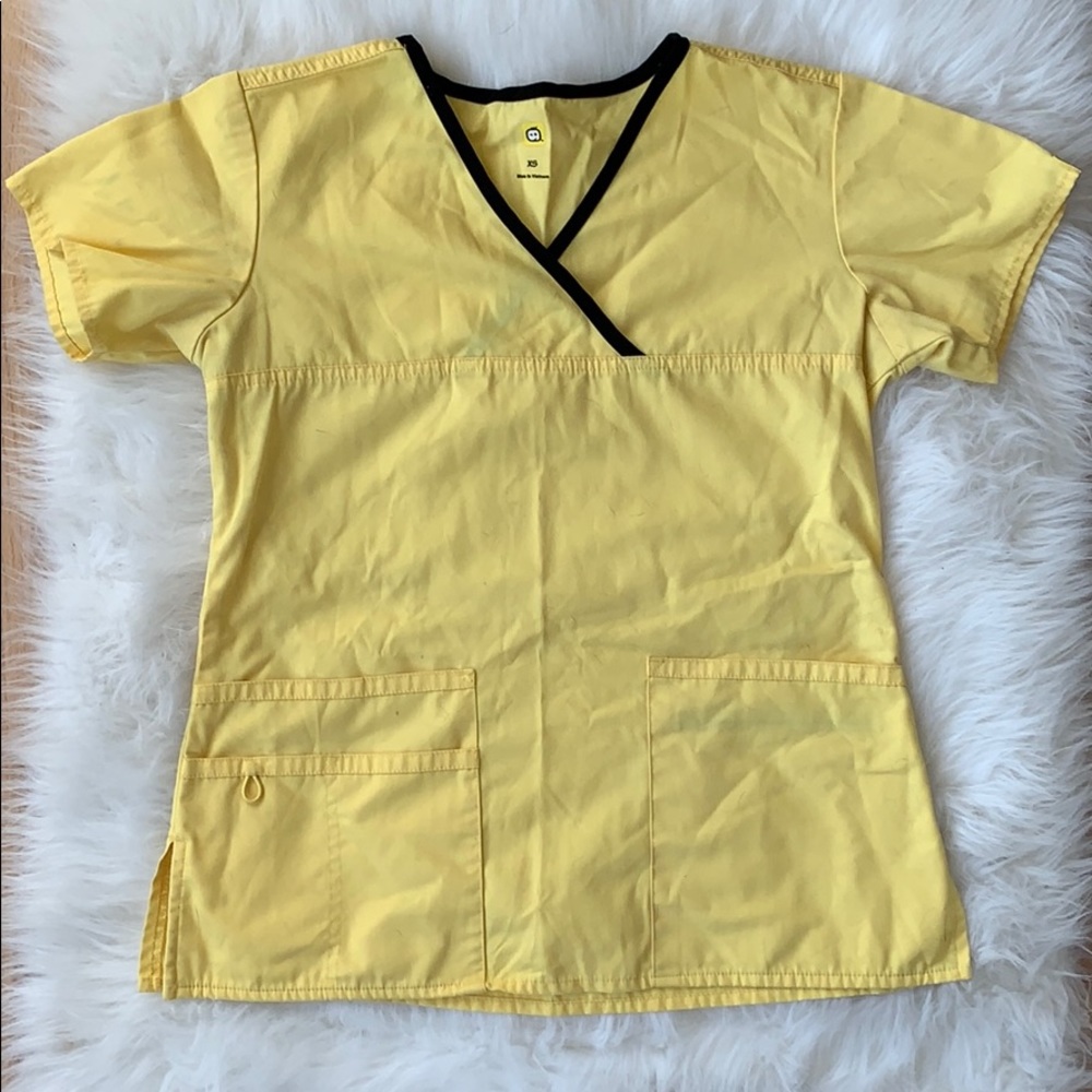 Yellow WonderWink Scrub Top Size XS